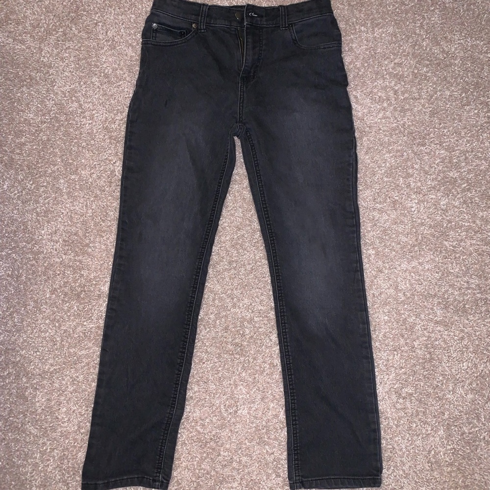 No holes-no tears-zipper and button intact-smoke free house